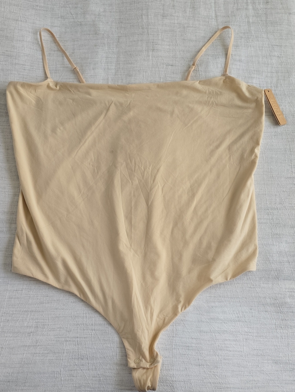SKIMS Fits Everybody Cami Thong Bodysuit Size:4X Sand